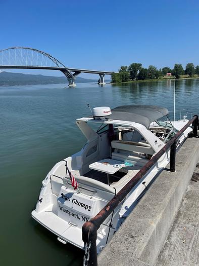 Used 2000 Wellcraft  3200 Martinique