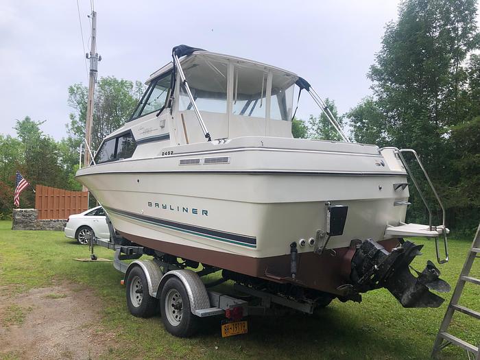Used 1997 Bayliner Ciera 2452 Express