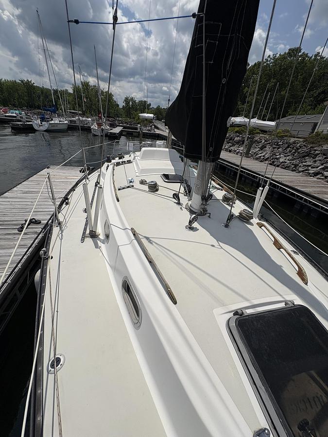 Used 1978 Pearson 31