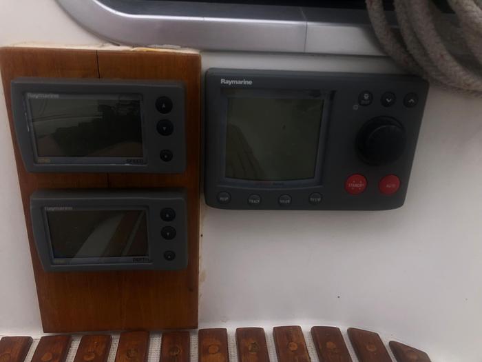 Used 1988 Jeanneau Sunshine 38