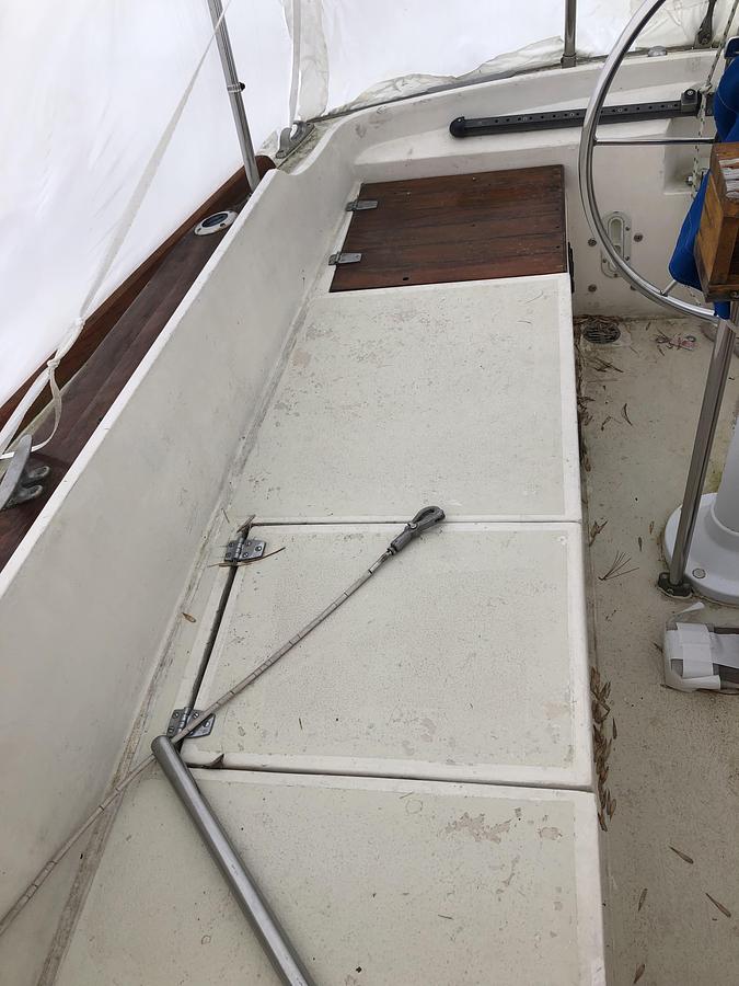 Used 1976 Tartan 30