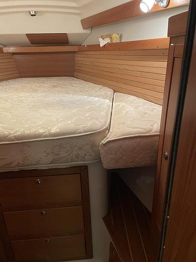 Used 2010 Catalina 350