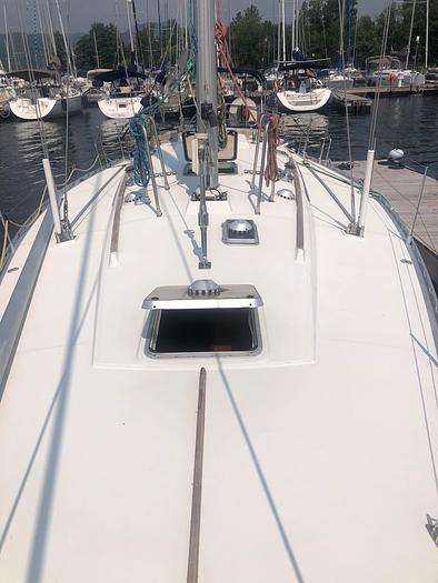 Used 1985 Beneteau First 42