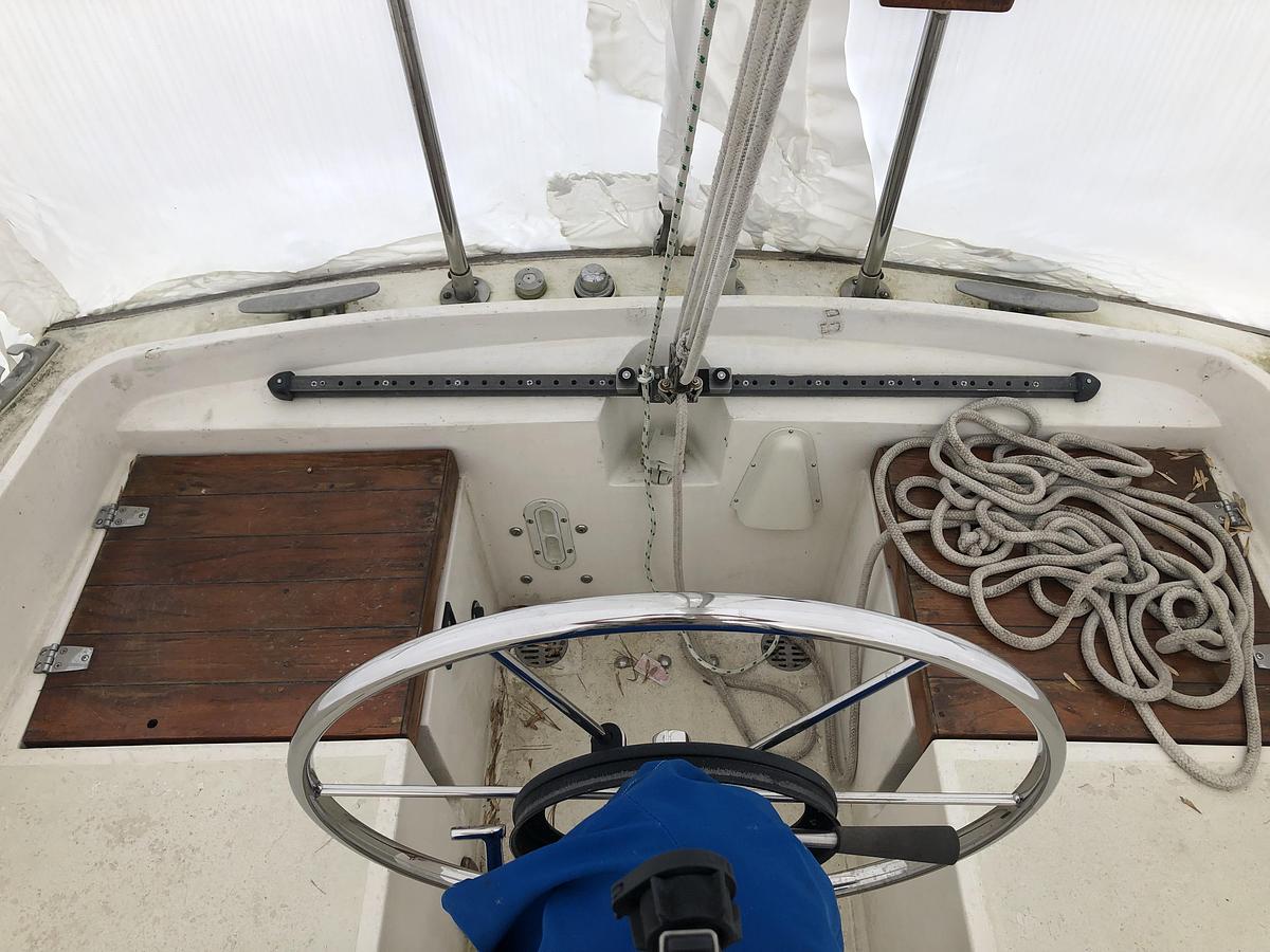 Used 1976 Tartan 30