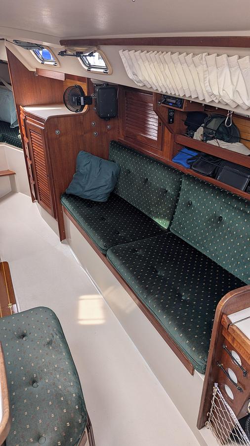 Used 1988 Catalina 30 MKII