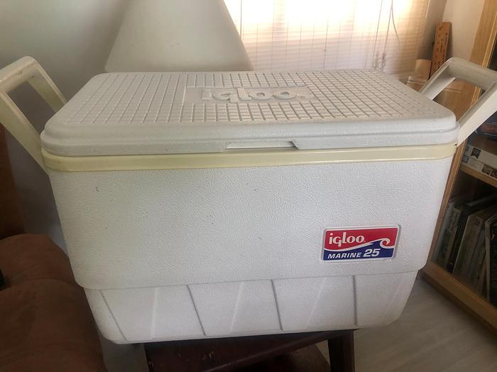 Used 1998 Hunter 240