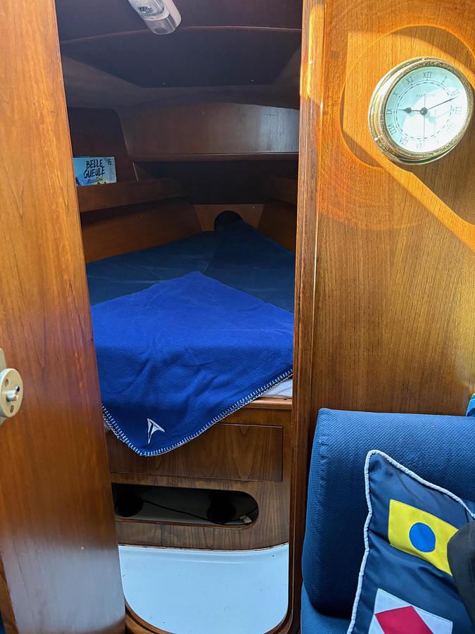 Used 1990 Beneteau Oceanis 350