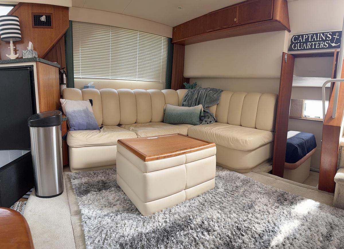 Used 1999 Silverton 392 Motor Yacht
