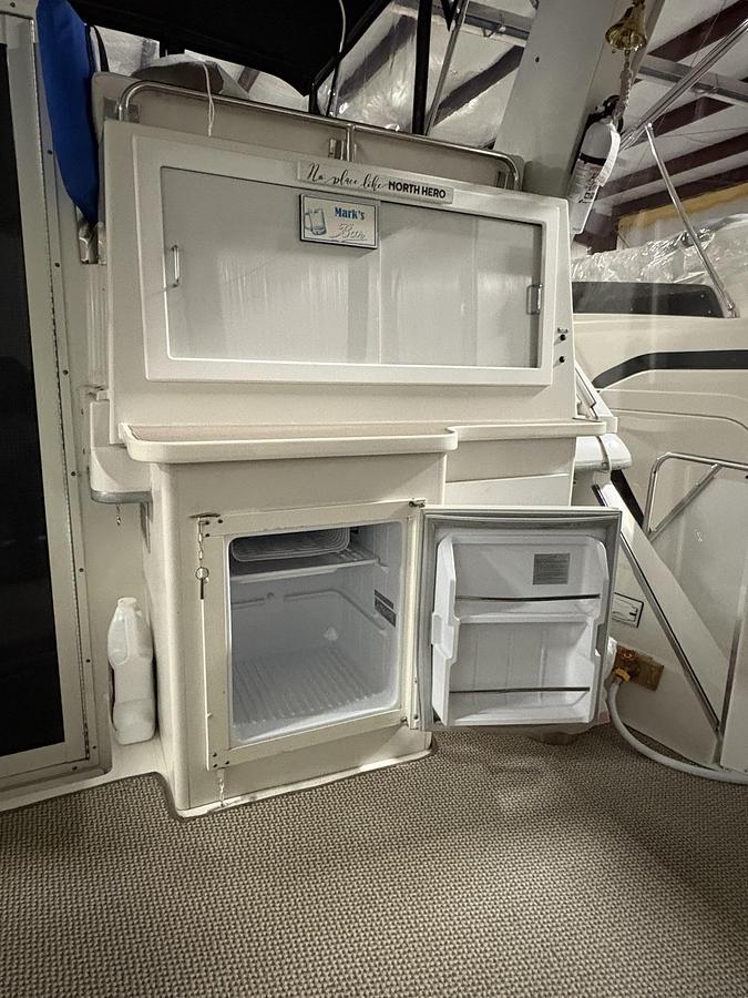 Used 1994 Carver 390 AC