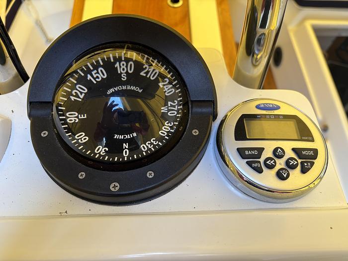 Used 2010 Catalina 350