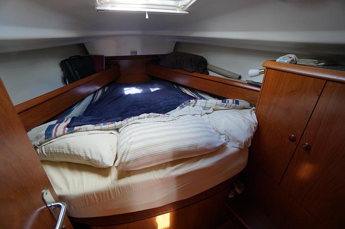 Used 2004 Jeanneau Sun Odyssey 37