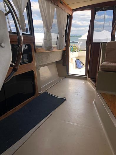 Used 1986 Bayliner 3270 Motoryacht