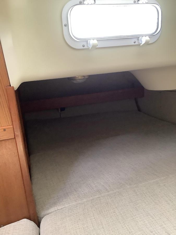 Used 1992  Hunter 33.5