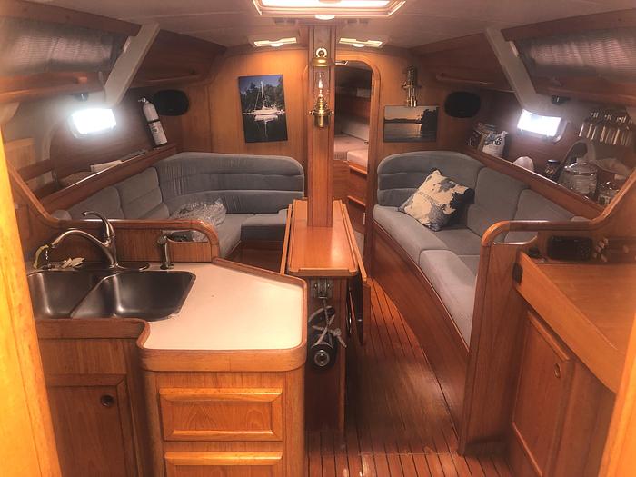 Used 1988 Jeanneau Sunshine 38