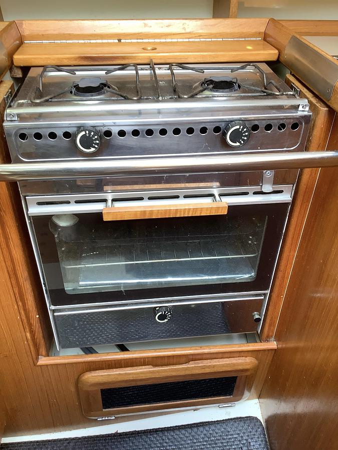 Used 1992  Hunter 33.5