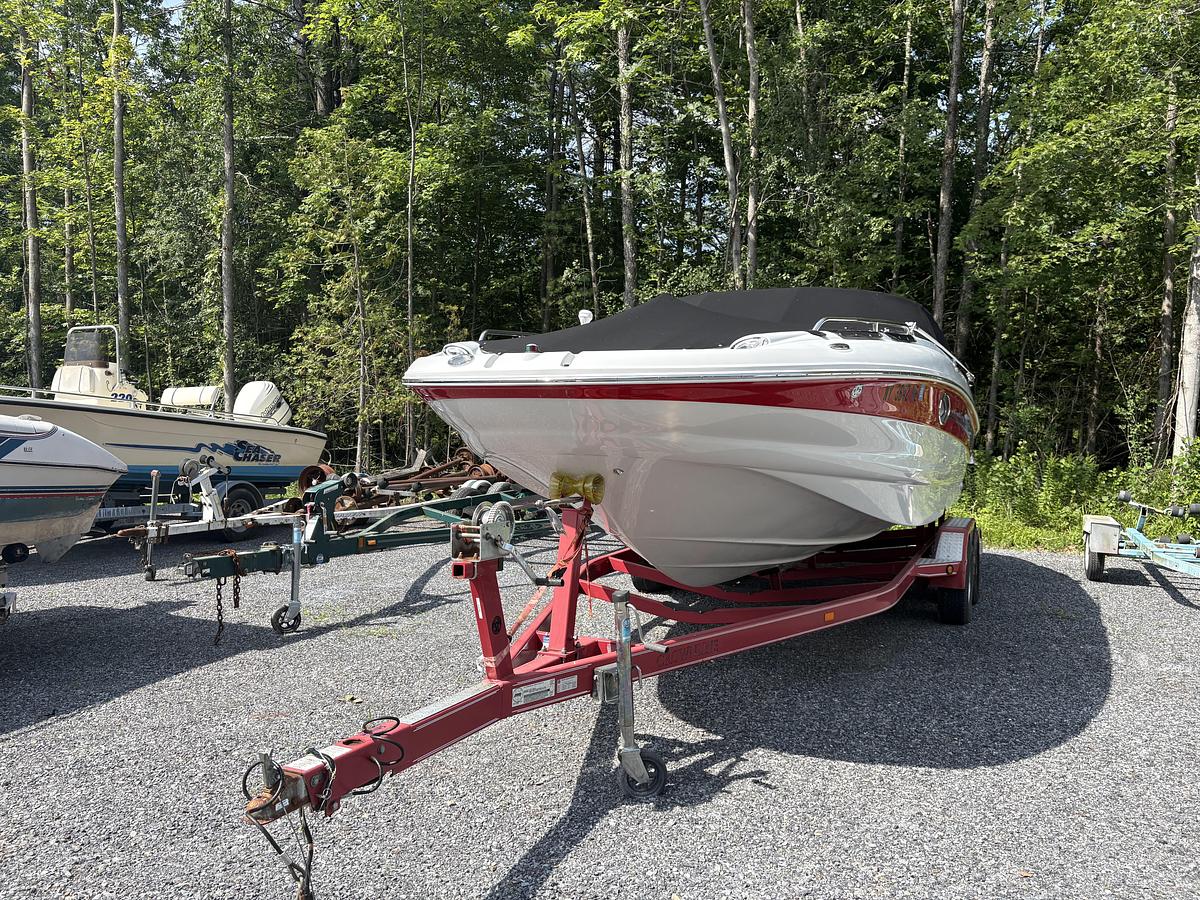 Used 2007 Crownline 240 EX