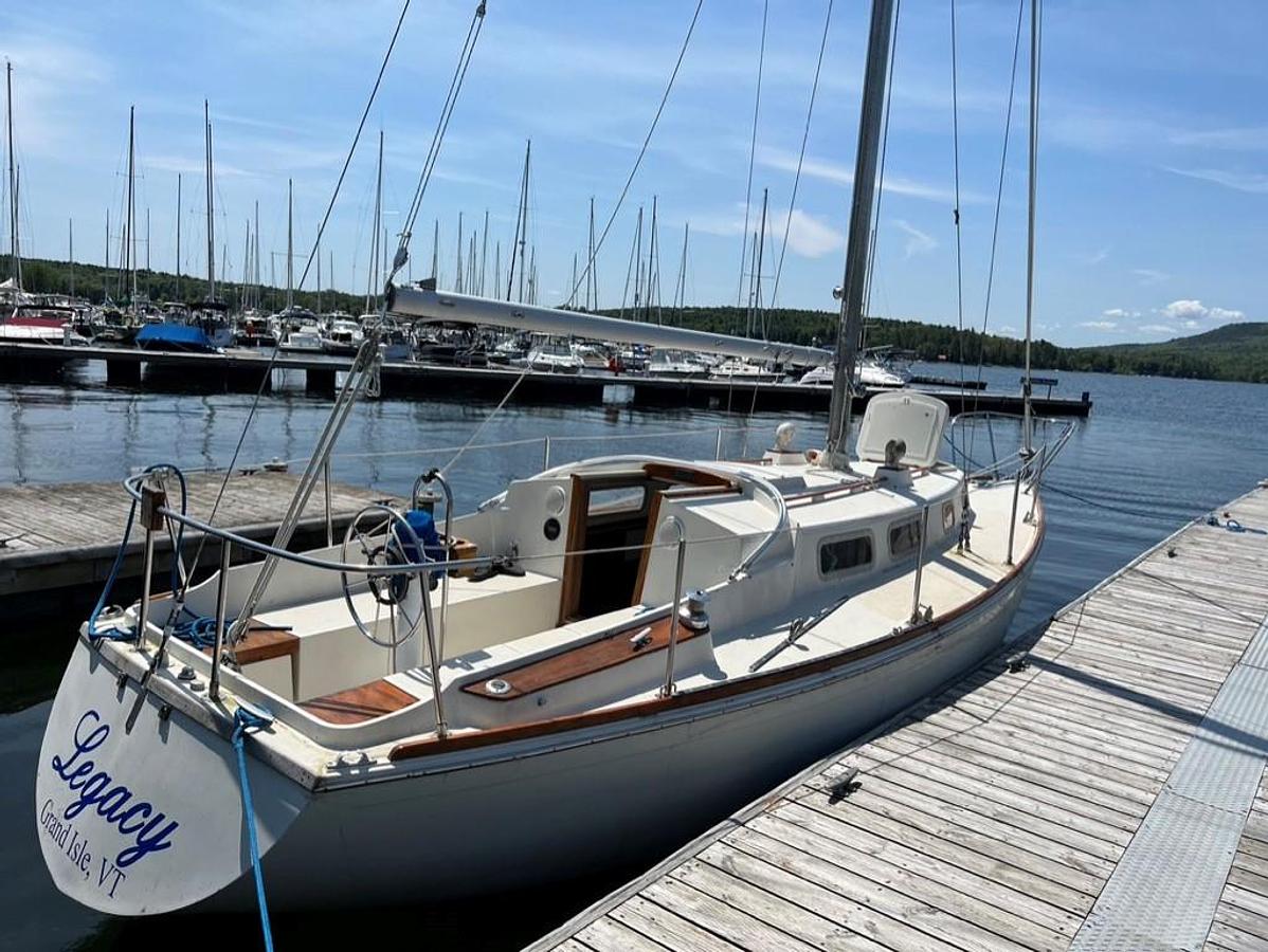 Used 1976 Tartan 30