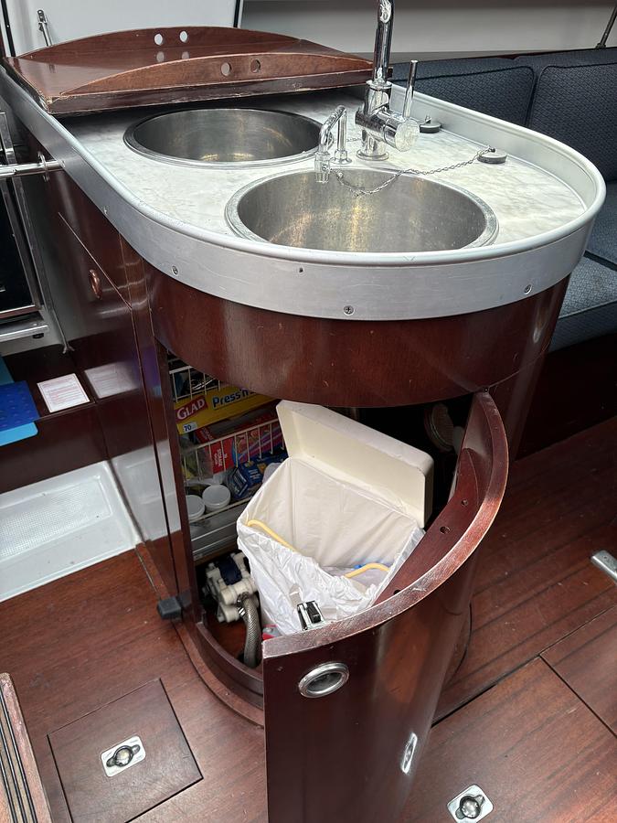 Used 1989 Beneteau 32s5