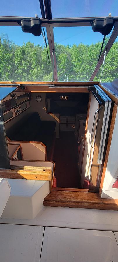 Used 1988 Sea Ray 340 Express Cruiser