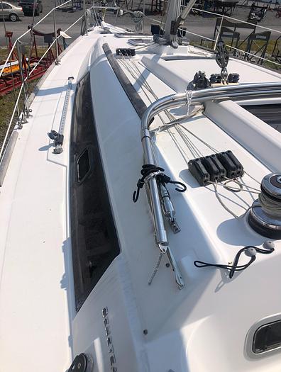 Used 2011 Beneteau Oceanis 31