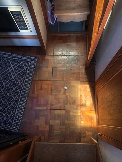 Used 1991 Carver 32 Aft Cabin