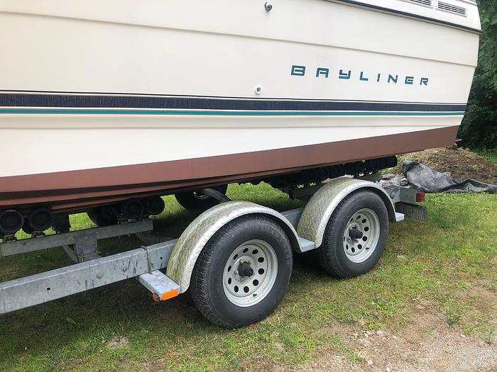 Used 1997 Bayliner Ciera 2452 Express