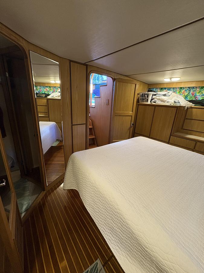 Used 1988 Hi-Tech Marine 44