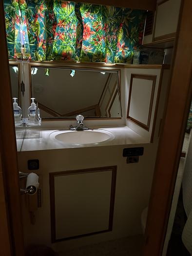 Used 1988 Hi-Tech Marine 44