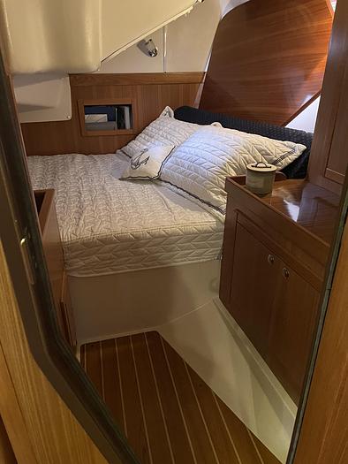 Used 2010 Catalina 350