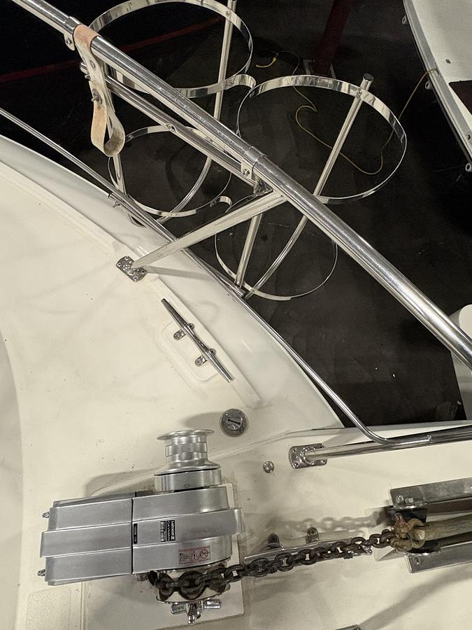 Used 1994 Carver 390 AC