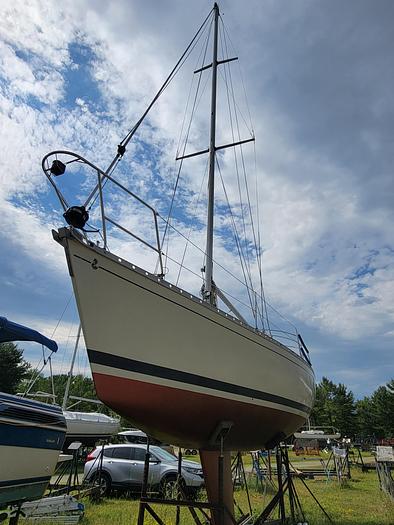 Used 1988 Beneteau 305