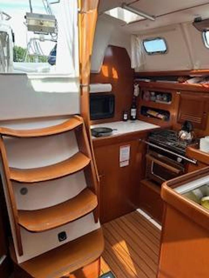 Used 2006 Beneteau 393