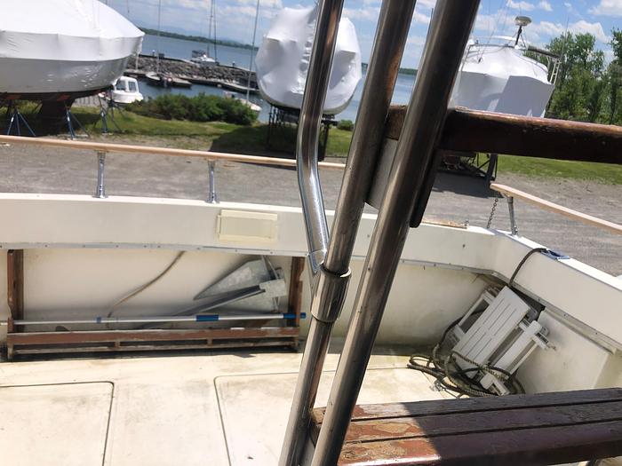 Used 1986 Bayliner 3270 Motoryacht