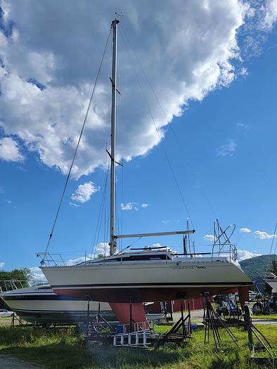 Used 1988 Beneteau 305