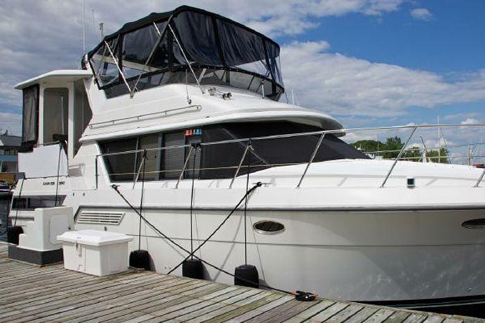 Used 1994 Carver 390 AC