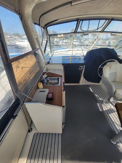 Used 1986 Chris-Craft Catalina 381