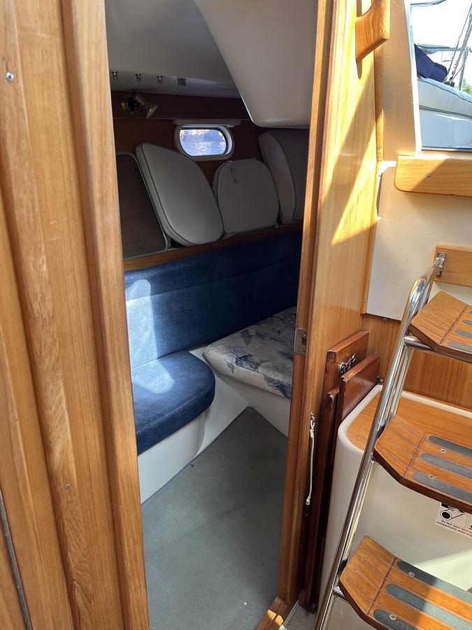 Used 2000 Catalina 320