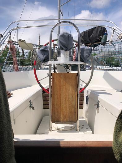 Used 1986 Pacific Seacraft Crealock 34