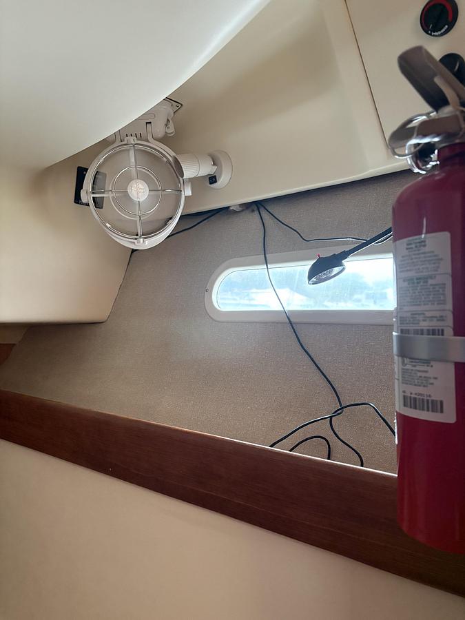 Used 1997 Hunter 310