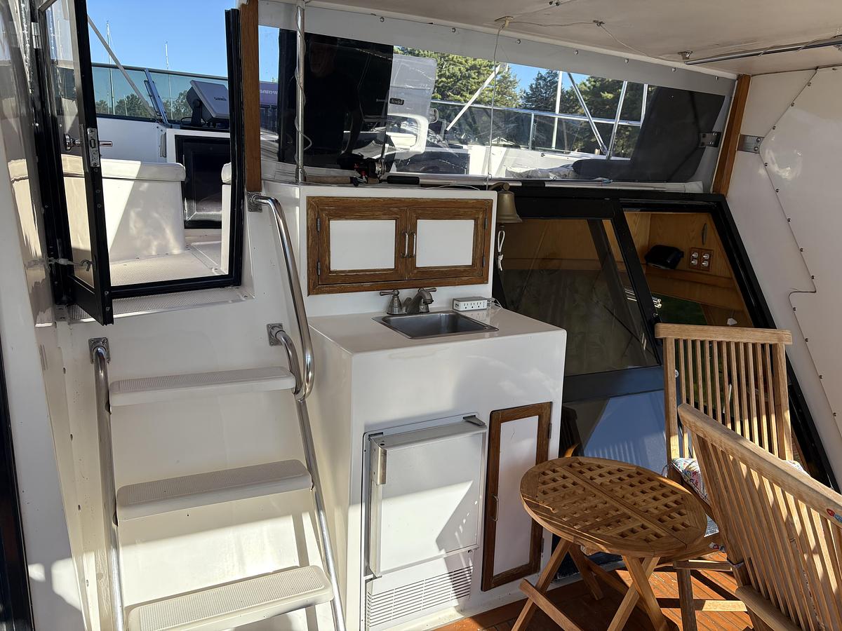 Used 1988 Hi-Tech Marine 44