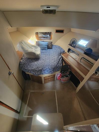 Used 1986 Chris-Craft Catalina 381