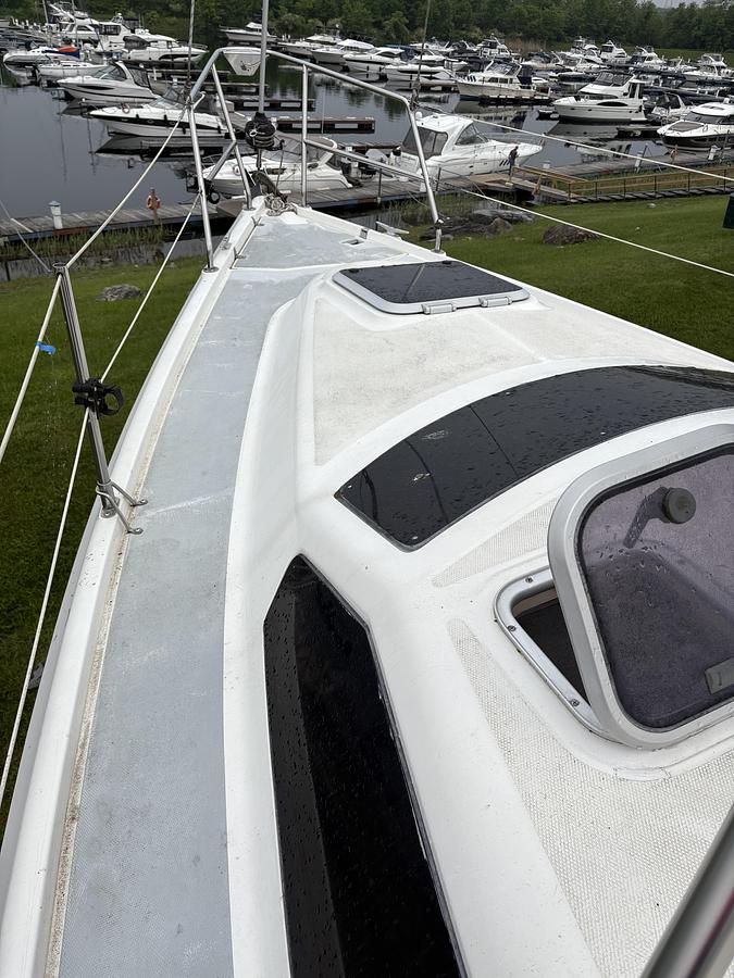 Used 1997 Hunter 310