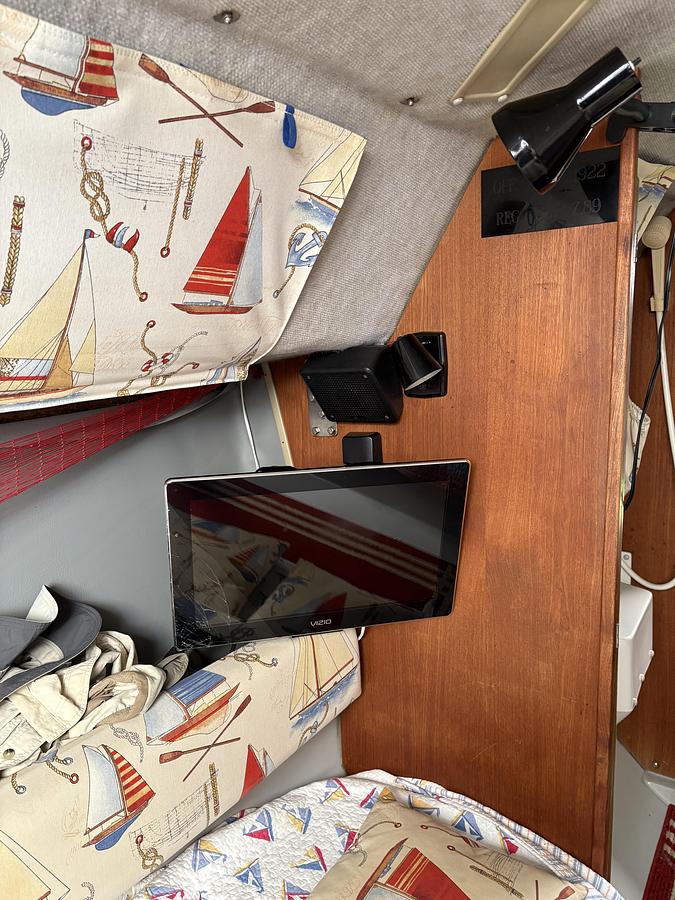 Used 1989 O'day 272LE