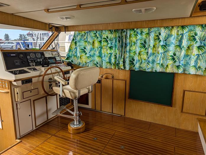 Used 1988 Hi-Tech Marine 44