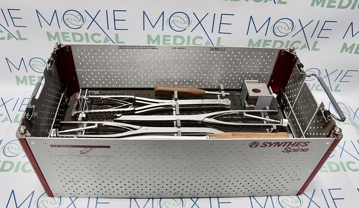 Used SYNTHES 690.031.10A ALIF Spacer System Tray Set