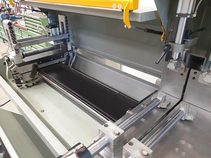 Gebraucht Aluminiumsägeautomat Emmegi 550 Automatica E