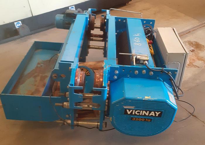 Usado Guincho de 3,2 ton VICINAY