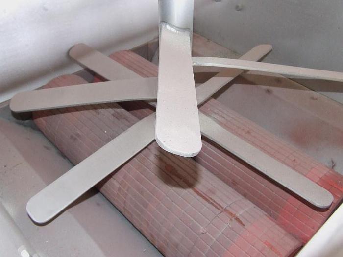 Usado Esparcidor con apilamiento de masa para bandejas de horno (productos en capas)