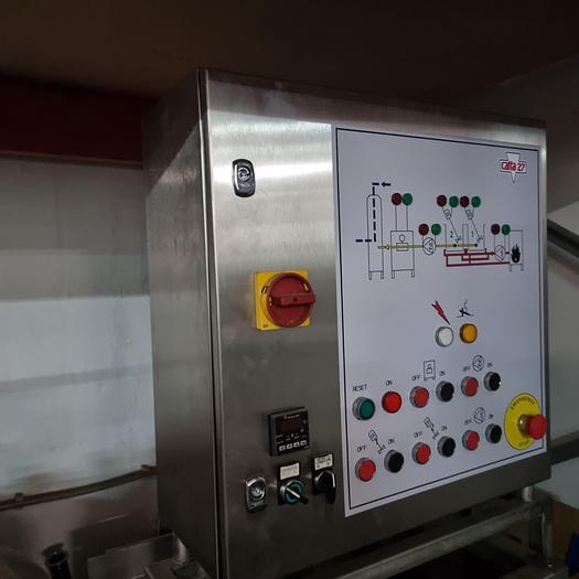 Refurbished 2004 Catta27 200