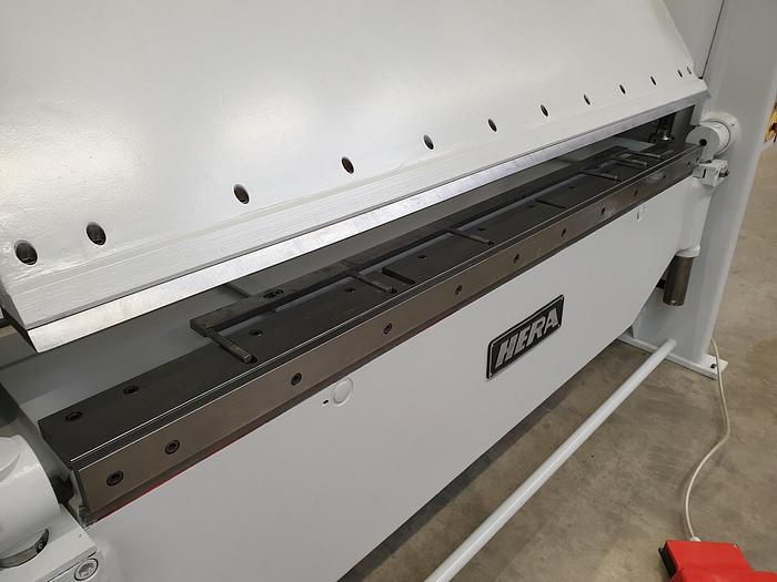 Gebraucht Schwenkbiegemaschine Hera UM 3 